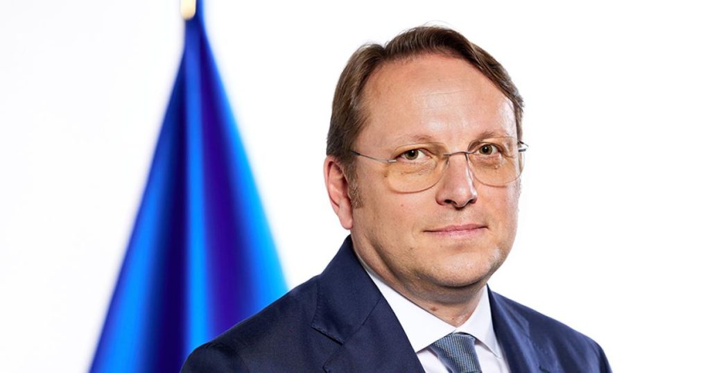 Olivér Várhely wins the Ostrich Award